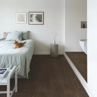 Ламинат Quick Step Classic Дуб мокко коричневый