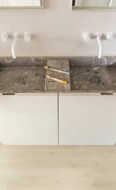 ПВХ плитка Quick Step Vinyl Flex LIV Морской бриз серо-бежевый